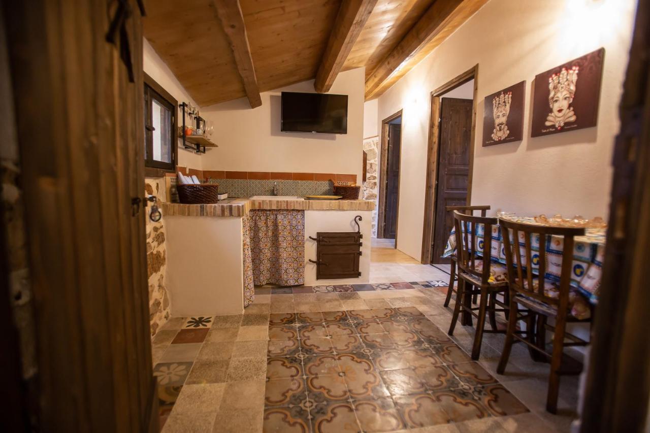 Si-Moutique Le Case Degli Avi Barocche, Con Terrazza Panoramica Módica Exterior foto